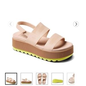 NWT Reef Vista Higher platform sandals Sz 7